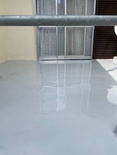 ベランダ床　防水塗装